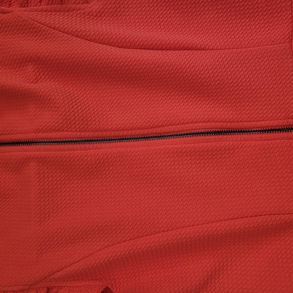 Xhilaration Dress With Ruffled Shoulders AND POCKETS! - Picture 3 of 6